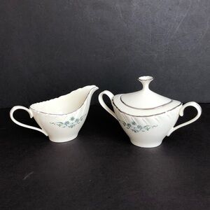 Lenox Fine China Melissa Creamer & Sugar Set NWOT Discontinued